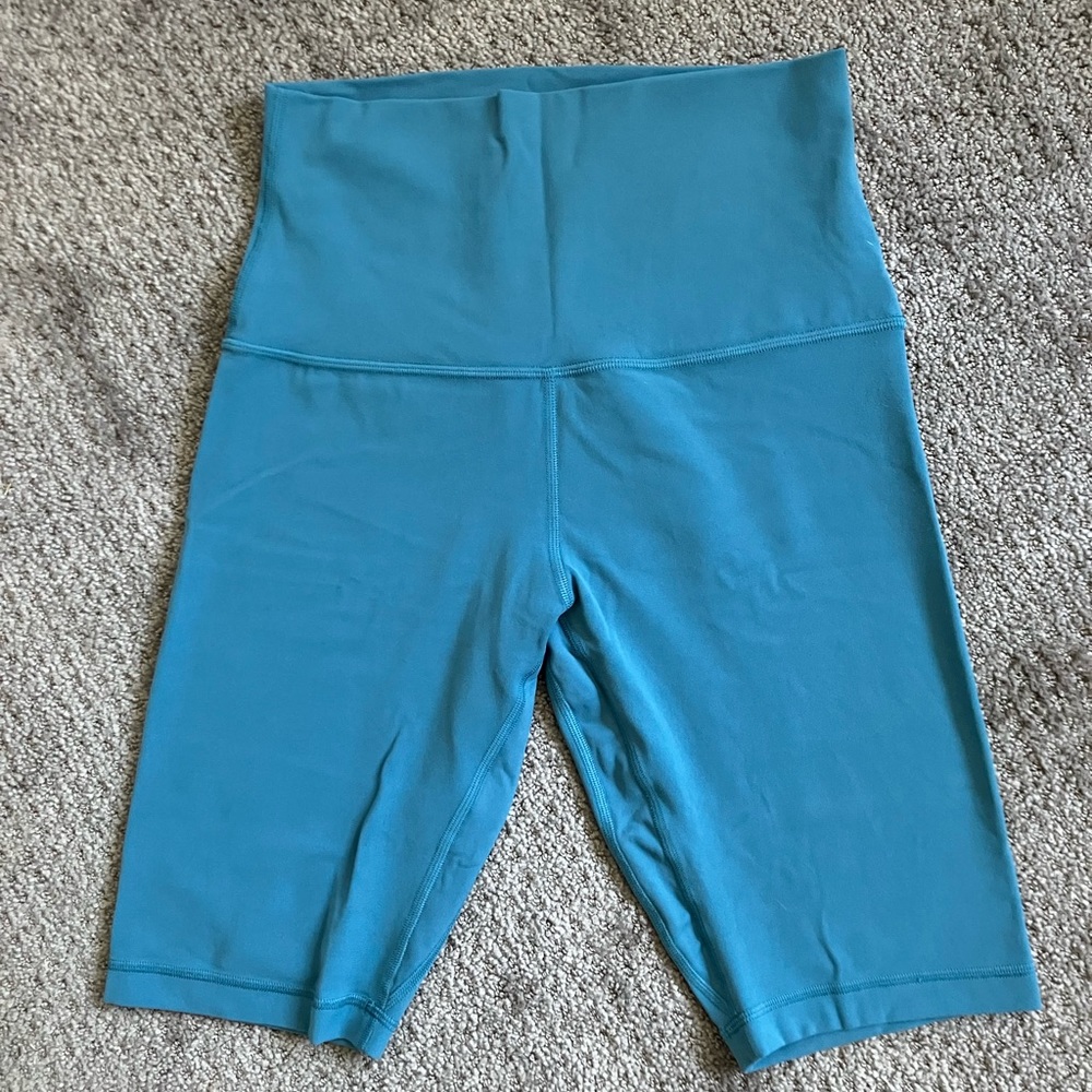 LULULEMON Align Super-High-Rise Short Blue Size 8